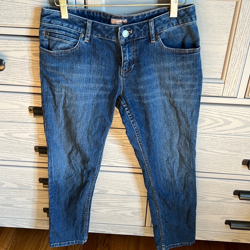 J Jill ankle‎ cut blue jeans.  Size 2Petite. Great condition